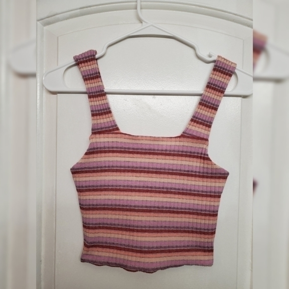 American Eagle striped crop top. Sizeβ small. Like new.